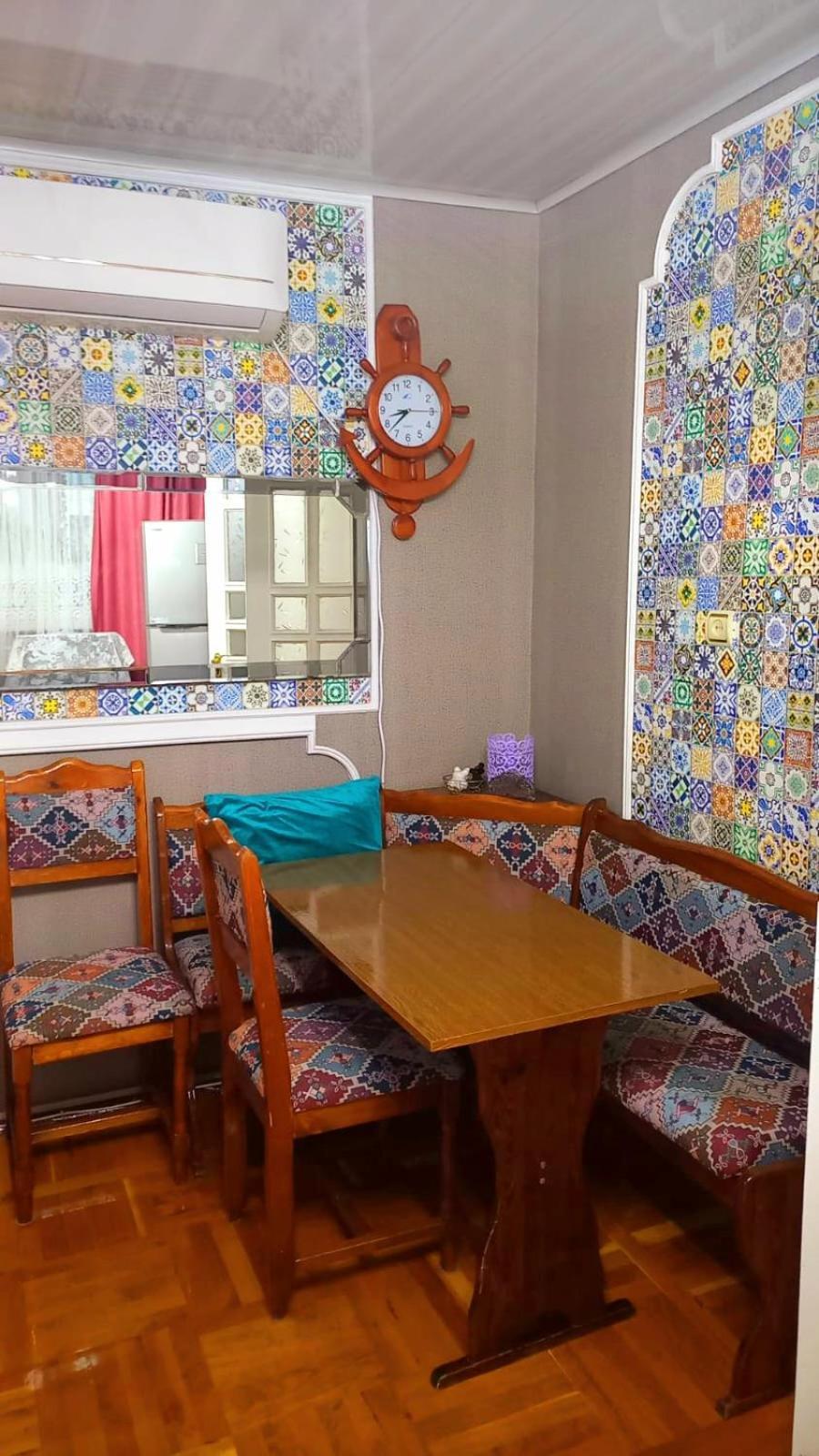 Central Apartment "Ameliya" Baku Bagian luar foto